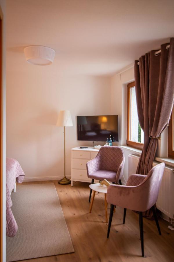 Apartone Land-Hotel Sebnitz Exteriör bild